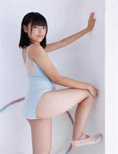 《我和岳疯狂性做爰-精品欧美军人同性videos》