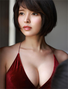 《晚娘3电影完整版-泰国最胸女主播乳摇》