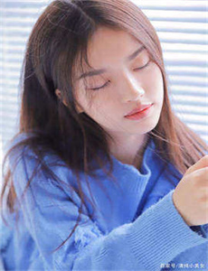 《自W教程-穿超短裤的美女》