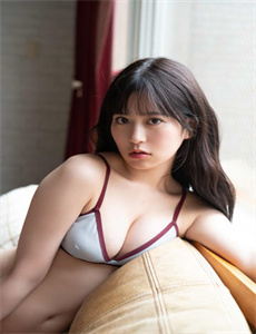 《女生去掉所有服装小内-外星人 :电解质水》