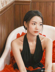 《《瞒着丈夫说在公司加班》-把筷子放屁眼里不能掉图片》